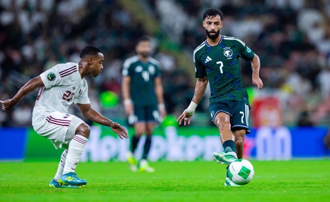 العويس يقود الأخضر السعودي إلى نهائي خليجي 27