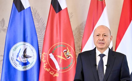 رئيس مجلس القيادة اليمني يعلن رسمياً إطلاق العمليات العسكرية لتحرير البلاد من ميليشيا الحوثي