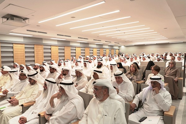 وزيرة «الشؤون» تبحث مع رؤساء الجمعيات الخيرية قانون تنظيم العمل الخيري