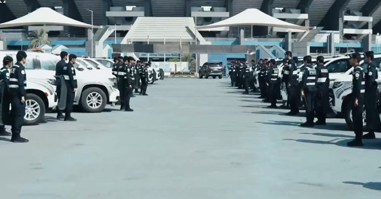 جانب من الحملة الأمنية في سوق الجمعة