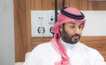 ولي العهد السعودي يتبرع بالدم ويطلق الحملة الوطنية السنوية للتبرع بالدّم لعام 2026