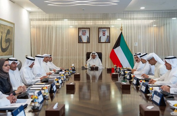 رئيس الوزراء: تسريع الإنجاز لاستيفاء المعايير الدولية بشأن مكافحة غسل الأموال وتمويل الإرهاب