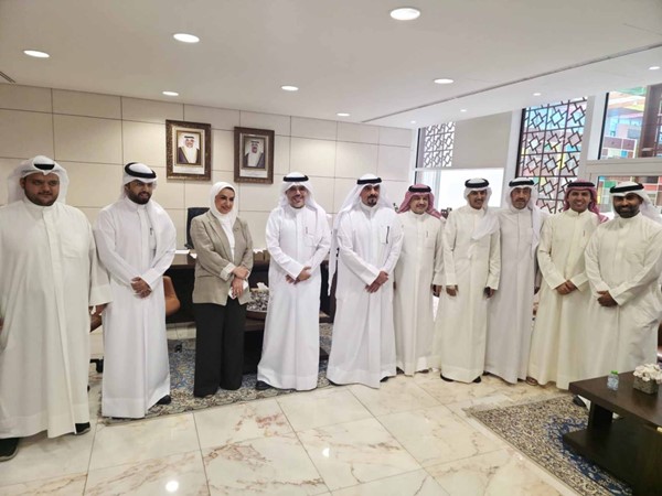 خالد العجمي التقى قيادات وموظفي «الشؤون»: خدمة الوطن مسؤولية تتجاوز المواقع