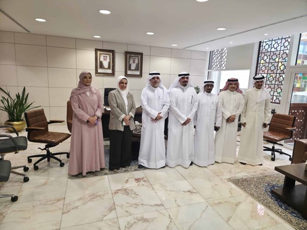 خالد العجمي التقى قيادات وموظفي «الشؤون»: خدمة الوطن مسؤولية تتجاوز المواقع