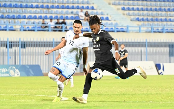 دوري "زين" الممتاز .. الشباب يفوز على السالمية بهدفين