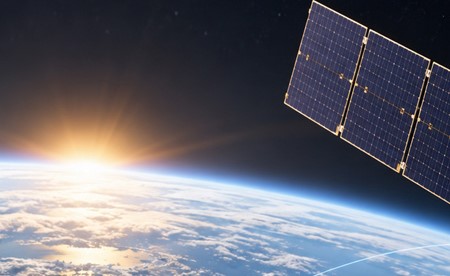 مختبر يصعد إلى المدار لاختبار اتصالات المستقبل