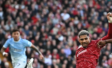 مان سيتي يقهر ليفربول بـ«الثلاثة»
