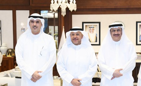 المحافظون: التكامل في أداء المسؤوليات ودعم تطوير العمل المؤسسي بالمحافظات