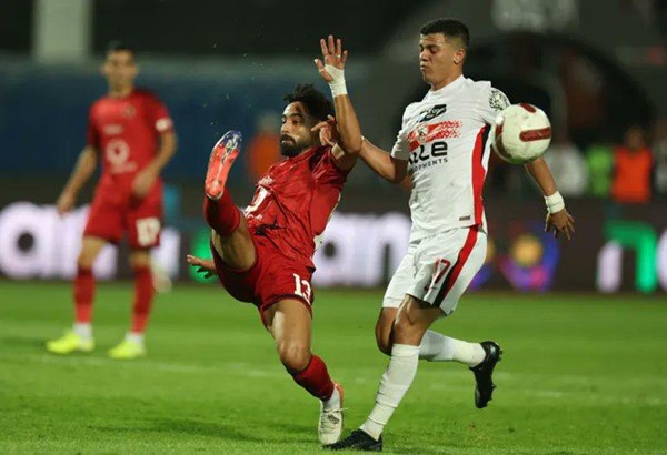 الأهلي يحسم "القمة " ويتغلب على الزمالك بثنائية