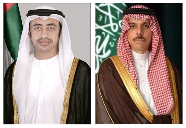 وزير الخارجية السعودي يبحث مع نظيره الإماراتي اعتداءات الحوثيين على مطار الملك خالد الدولي