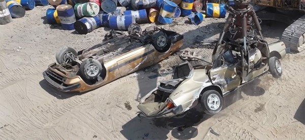 بالفيديو.. كبس مركبتين للاستهتار والرعونة في الوفرة الزراعية وإحالة المخالفين إلى السجن المركزي