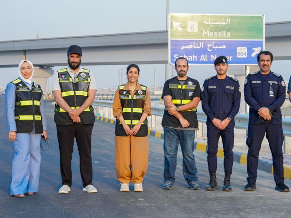  د.نورة المشعان خلال تفقد مشروع جسر صباح الناصر للوقوف على جاهزية الأعمال النهائية قبيل الافتتاح