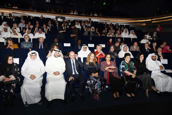 أوركسترا «أجاممنون» الفرنسية تمزج الموسيقى بالعطور في أمسية فنية بمركز جابر الثقافي