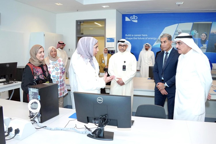 جامعة الكويت تفتتح مختبر الخدمات البترولية بهدف تطوير التعليم التطبيقي