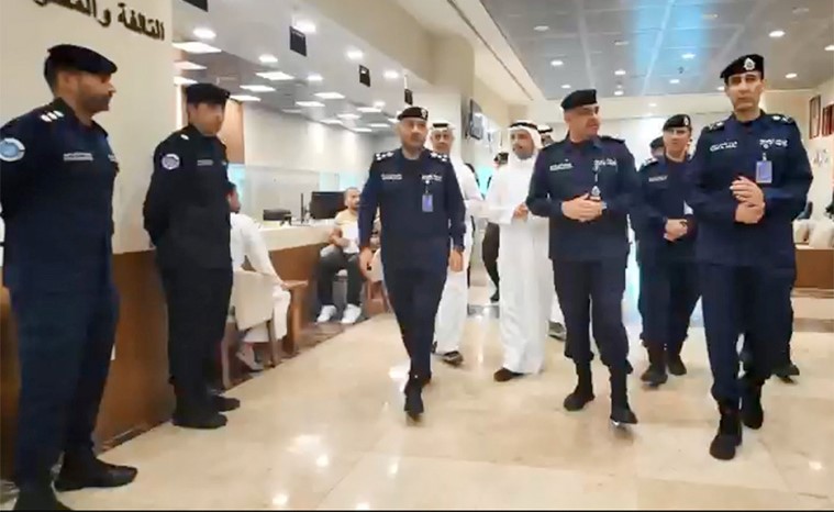 بالفيديو الداخلية تفتتح صالة الجنسية بحلتها الجديدة