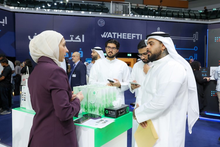 مجموعة الملا تؤكد التزامها باستقطاب الكفاءات الوطنية وتطويرها وتمكينها في القطاع الخاص