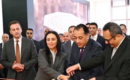 مدبولي يفتتح الدورة الثامنة لمعرض «تراثنا 2026»: يعبر عن الهوية والحضارة المصرية