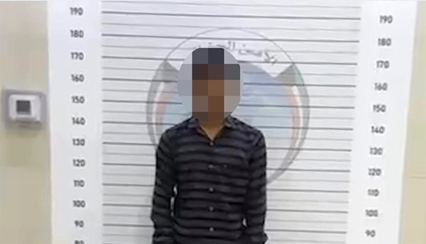 بالفيديو.. سقوط بنغلاديشيين بحوزتهما 4000 عطر مقلد في المنقف