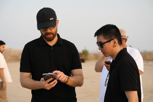 «HONOR» و«ROX» تختبران قدرات جهاز « X9e Pro » على التحمّل