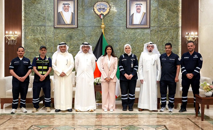وزيرة الأشغال كرمت مجموعة من مهندسي الصيانة مواصلة الجهود في تطوير البنية التحتية وتحسين الخدمات