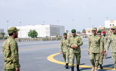 وكيل «الحرس الوطني»: الالتزام بالضبط والربط والاستفادة من مناهج الدورات والتدريبات العملية