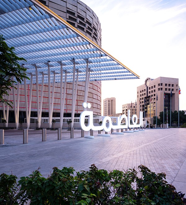 برج العاصمة.. معلم معماري جديد يعزز مكانة قلب مدينة الكويت كوجهـة رائدة للأعمال والتسـوق