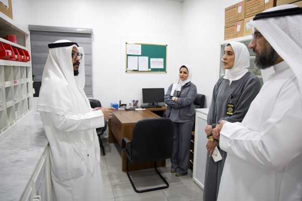 وكيل «الصحة» يتابع ميدانياً جاهزية المرافق الصحية في مطار الكويت الدولي ومبنى الركاب الجديد