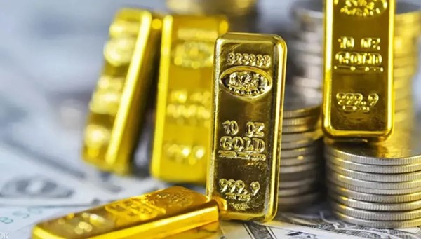 الذهب يتراجع ويتجه لتسجيل أكبر خسارة أسبوعية منذ يونيو