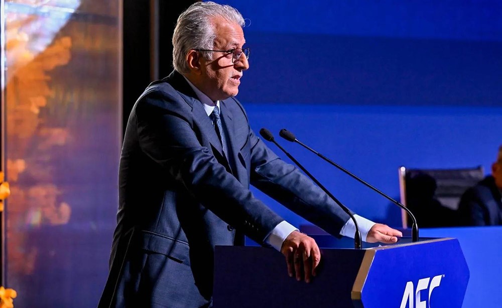 &rlm;رسميا نقل موعد إقامة كأس أمم آسيا من السنوات الفردية للزوجية