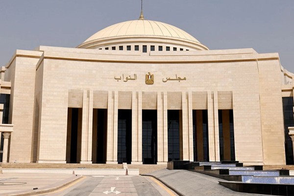 رسميا.. مجلس النواب المصري يوافق على تفويض الرئيس لدعم السعودية