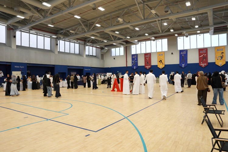 الجامعة الأمريكية الدولية تستضيف فعالية «ملتقى المشاريع الطلابية» بمشاركة أكثر من 45 مشروعاً ريادياً من إبداع الطلبة