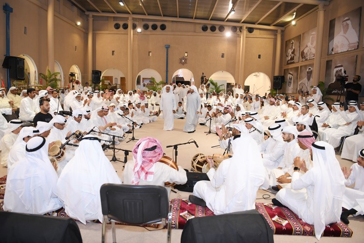 «الفنون الشعبية» دشنت الموسم الثقافي الجديد لجمعية الفنانين الكويتيين