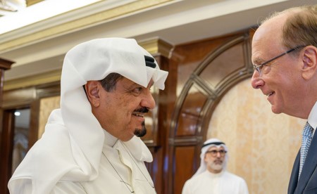 رئيس الوزراء بحث مع رئيسي «بلاك روك» و «KKR» الاستثمارية التعاون المشترك