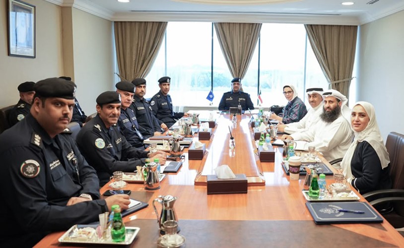 الداخلية تبحث مع الأشغال تطوير مبانيها ورفع كفاءتها وتوفير بيئة تدعم أداء القطاعات