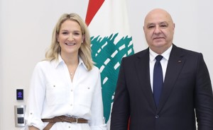 عون يؤكد لوزيرة الدفاع الإيرلندية الرغبة في استكمال مهمة الـ «يونيفيل» ويرحب بأي قوة أوروبية بديلة في حال تعذر التمديد