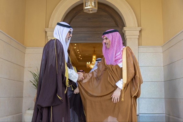 وزير الخارجية جدد تضامن الكويت المُطلق مع السعودية: ندعم كل إجراءات المملكة لصون سيادتها وحماية أمنها
