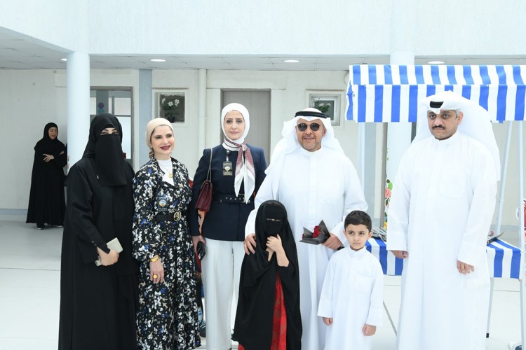 محافظ الفروانية يطلع على أعمال الصيانة المنجزة في روضة السلام وعدد من مدارس المحافظة