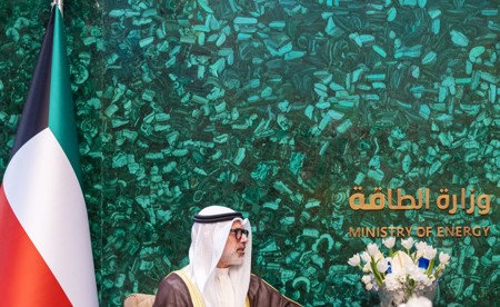 وزیر خارجه همبستگی مطلق کویت با عربستان سعودی را تکرار کرد: ما از تمام اقدامات پادشاهی برای حفظ حاکمیت، امنیت و ثبات آن حمایت میکنیم
