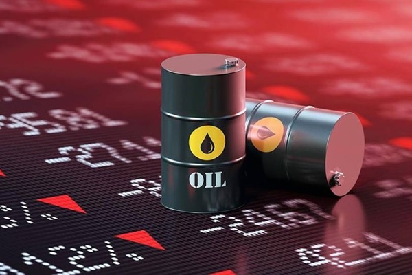 سعر برميل النفط الكويتي ينخفض ليبلغ 111.55 دولاراً