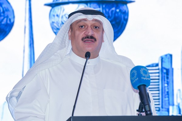 وزير الصحة: أكثر من 2000 عملية «روبوتية» أجريت في مركز صباح الأحمد للكلى والمسالك البولية