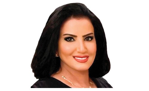 فاطمة العازمي